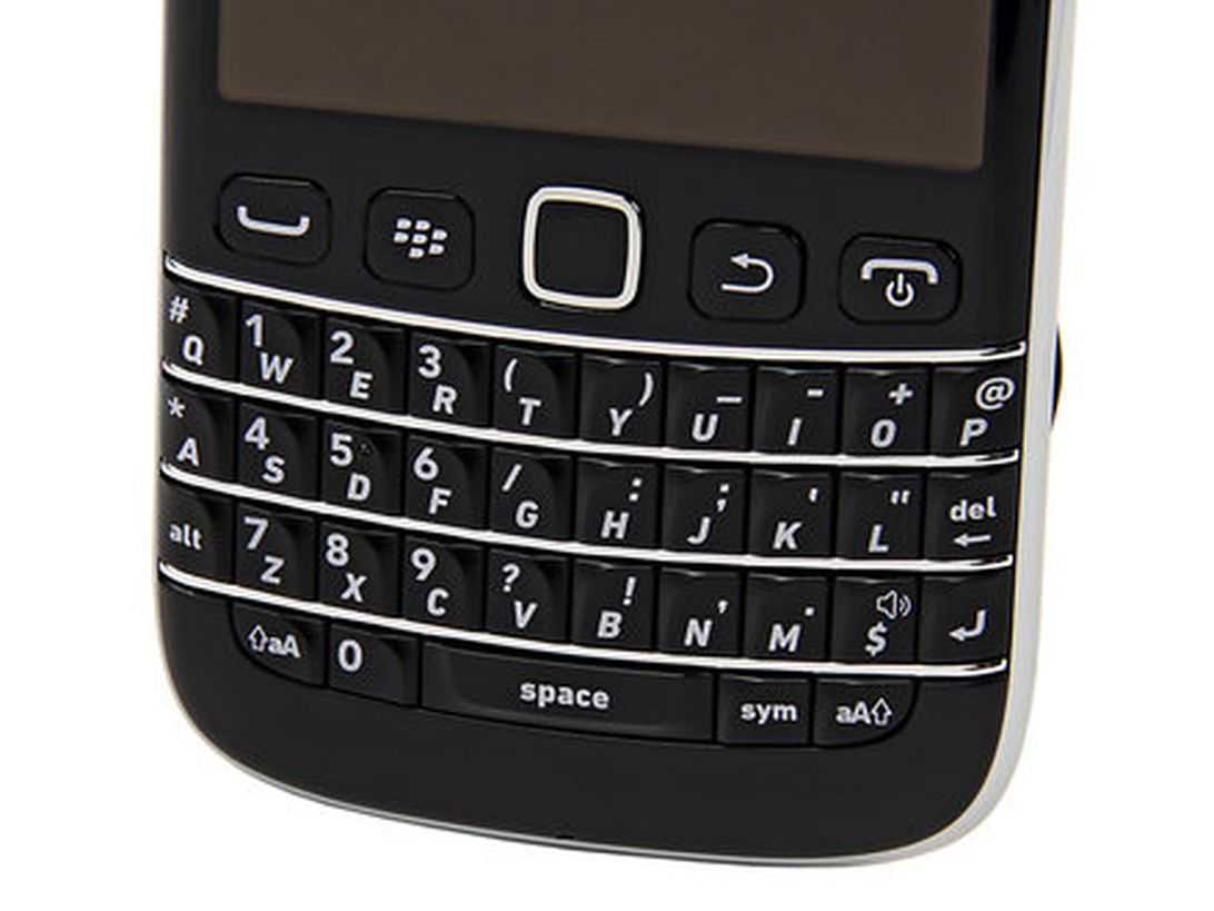 Blackberry bold 9900 (белый)