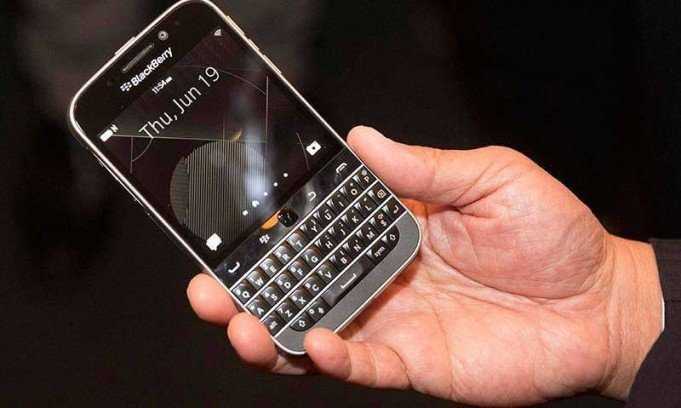 Сотовый телефон blackberry style 9670